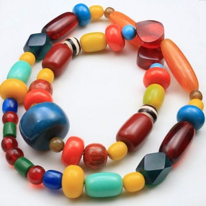 Vintage Fun Colorful Large Lucite Bead Necklace Op Art Mod Retro image 4