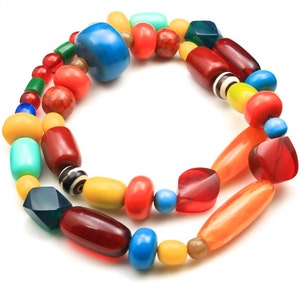 Vintage Fun Colorful Large Lucite Bead Necklace Op Art Mod Retro image 2