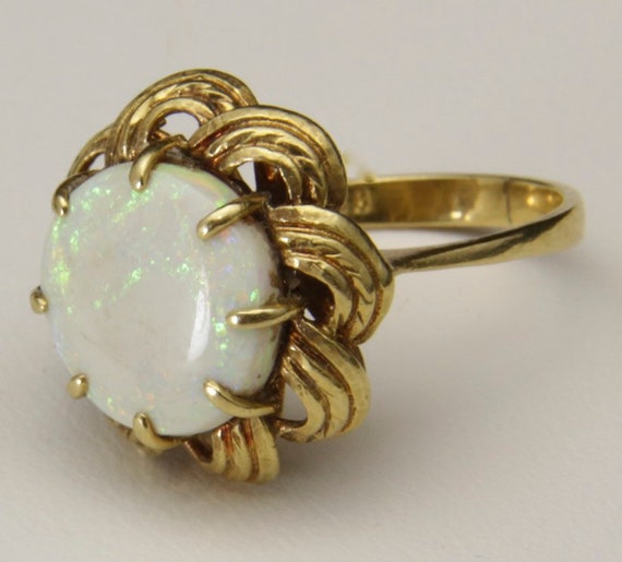 Vintage 18k Yellow Gold Large Round Opal Ring 5.6… - image 4