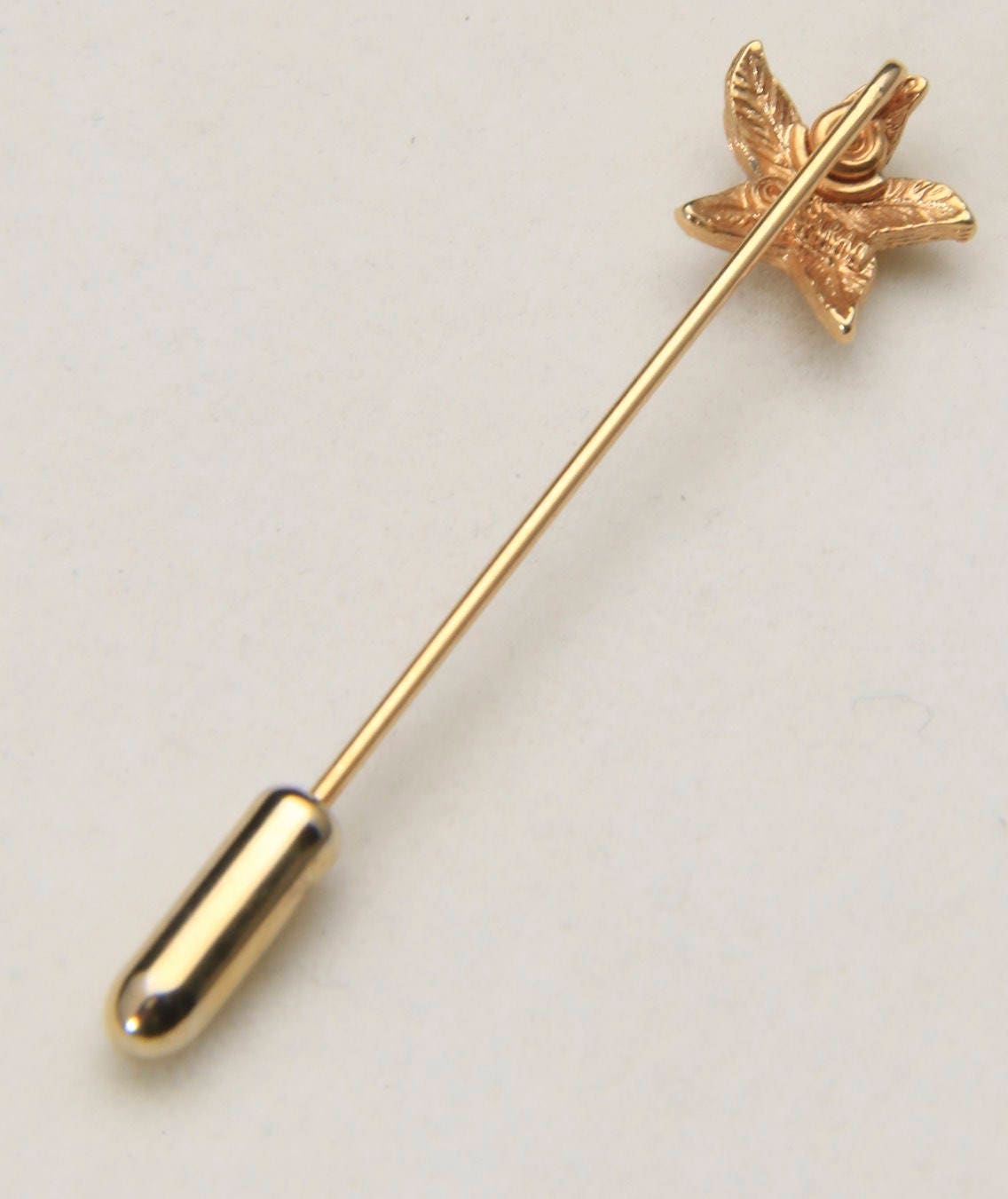 Vintage Sarah Coventry Gold Tone Sea Star Starfish Stick Pin