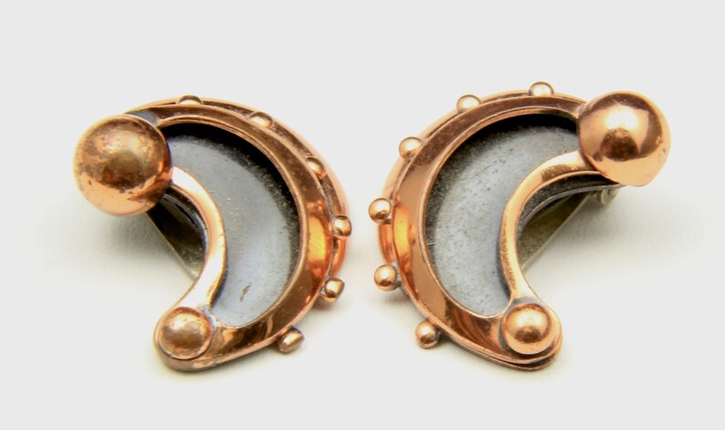 Vintage Copper Renoir Clip On Earrings Modernist 60s Half Moon Shadowbox Retro image 3