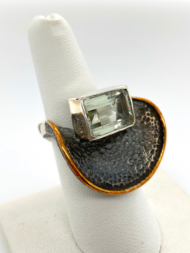 Artisan Abstract Modernist Green Amethyst Textured Sterling Silver Ring Sz 7.5 image 1