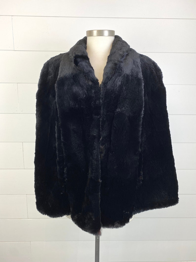 Vintage Shumacher Black Shorn Beaver Fur Coverlet Cape Jacket Lined Sz Large image 1