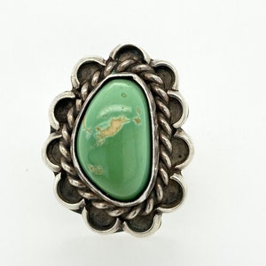 Vintage Navajo Green Turquoise Sterling Silver Ring Braid Scalloped Sz 6.5 image 4