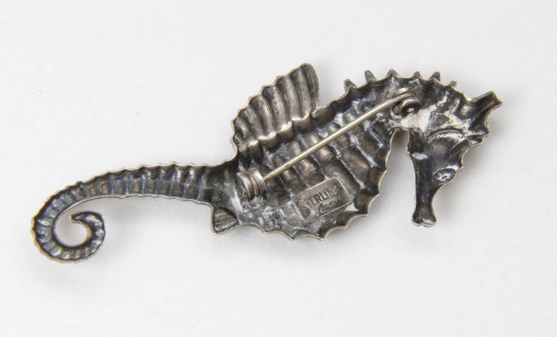 Vintage Lang Sterling Silver Seahorse Pin Brooch Intricate Design Signed