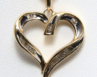 Vintage Heart Necklace Pendant 10k Yellow Gold & Diamond Love Romance Dainty