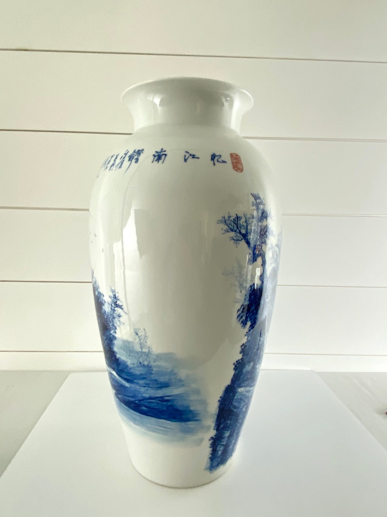 Vintage Huge Japanese Art Pottery Arita Asian Blue White Porcelain Vase Signed image 5