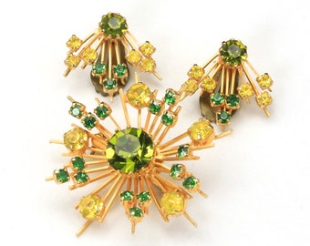 Vintage Green Rhinestone Starburst Pin Brooch Earrings Set Austria Bombshell