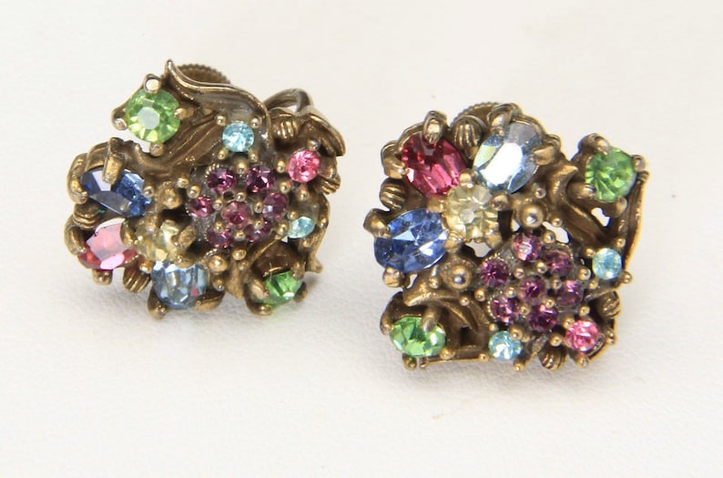 Vintage Holly Craft Multi-Color Rhinestone Screw-Back Earrings Retro Bombshell