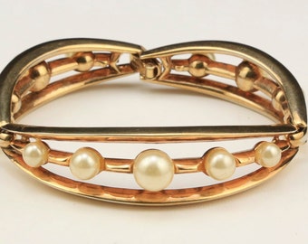 Vintage Trifari Faux Pearl and Gold Tone Hinge Bracelet Retro Jewelry