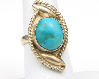 Vintage Sterling Silver & Turquoise Ring Southwestern Style Sz 7