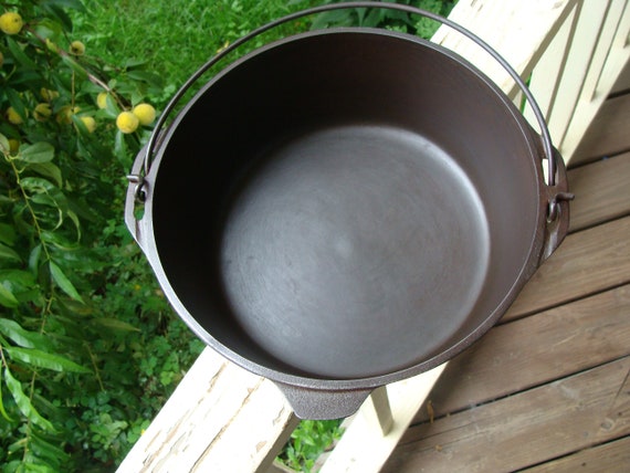 Cast Iron Romany Pot Belly Cooking Pot Cast Iron Cookware