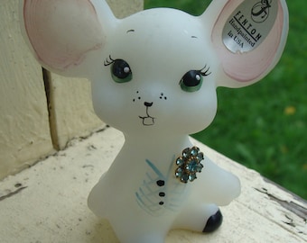 Hand Painted And Jeweled Fenton Glass Mouse Figure Signed By Artist  Fenton Mouse With Brooch On