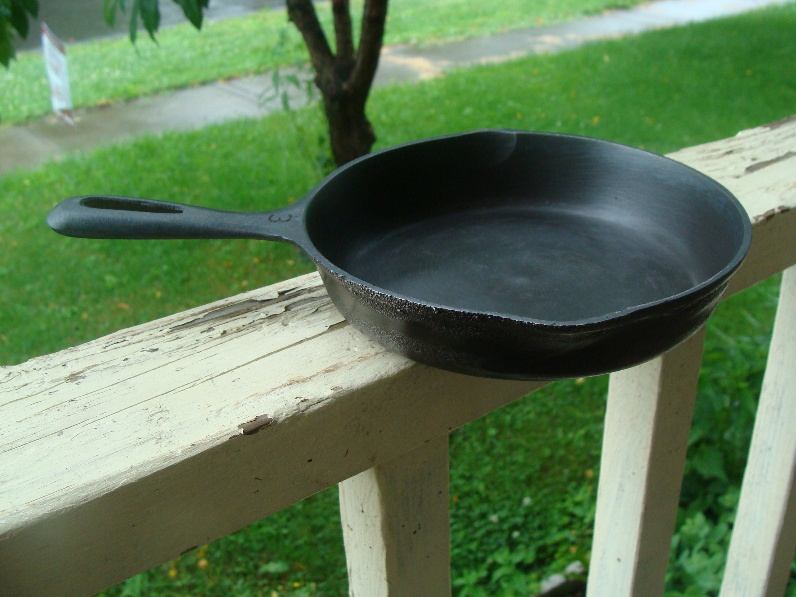 Vintage Unmarked Wagner Cast Iron Skillet Six & A Half Inch Number 3 #3  6-1/2 Inch - Yahoo Shopping