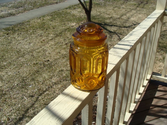 L.E. Smith Moon and Stars Green Glass Apothecary Jar Lid 5 1/4