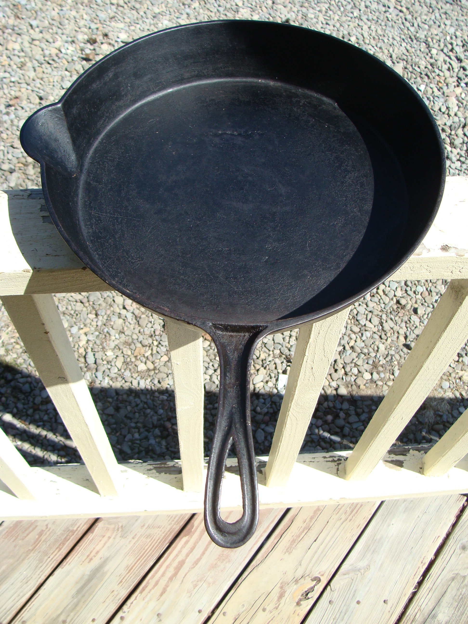 Vintage Large 10 1/2” #8 Never Break Cowboy Skillet Frying Pan Steel 2  Spouts