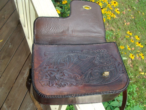Vintage Leather Shoulder Bag With Tooled Southwes… - image 9