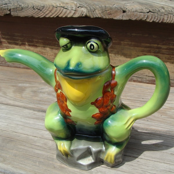 Contemporary Staffordshire Hand Painted Majolica Frog Teapot Whimsical Frog Wearing A Lei Tea Pot Wood Potters England