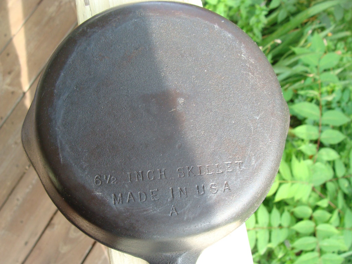 Unmarked Griswold Cast Iron Skillet Made in USA NO 3 With Etsy