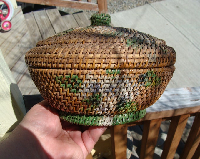 Vintage Native American Basket With Lid Hand Woven Southwestern Basket