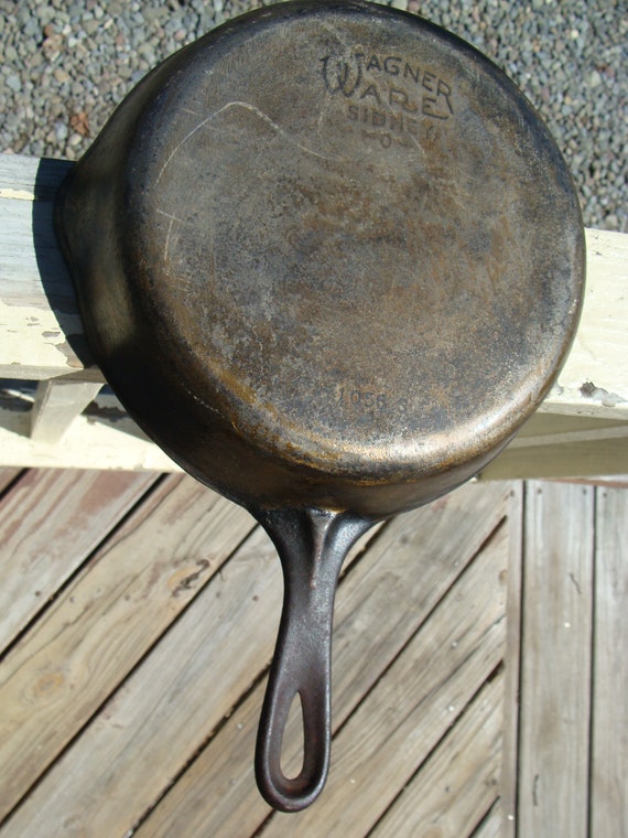 Wagner Ware 9 inch vintage Cast Iron Skillet Made In USA!! #6 double spout