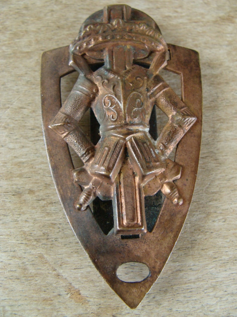 Boîte Ancienne Brodée Sur Le Thème De La Franc-Maçonnerie & France - Objet De Collection