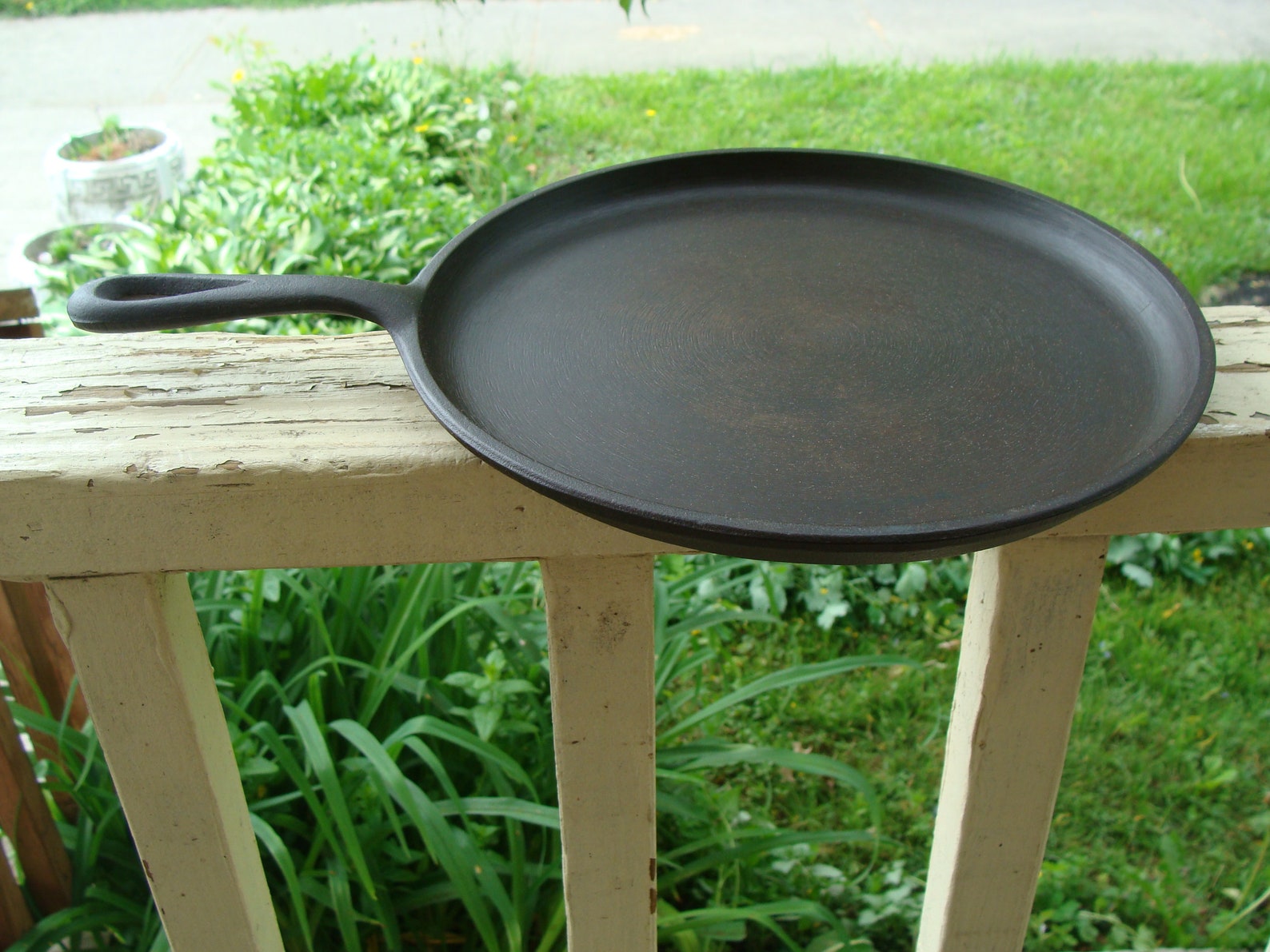Cast Iron Pancake Griddle Hot Cake Skillet Unmarked Griswold Etsy