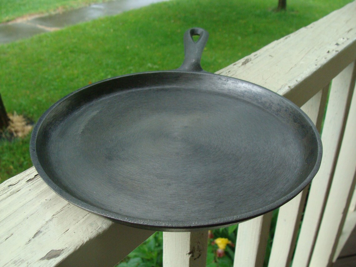 Cast Iron Handled Pancake Griddle Skillet 6 Unmarked Wagner Etsy