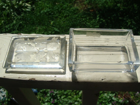 Clear And Frosted Art Glass Jewelry Box Casket Wi… - image 4