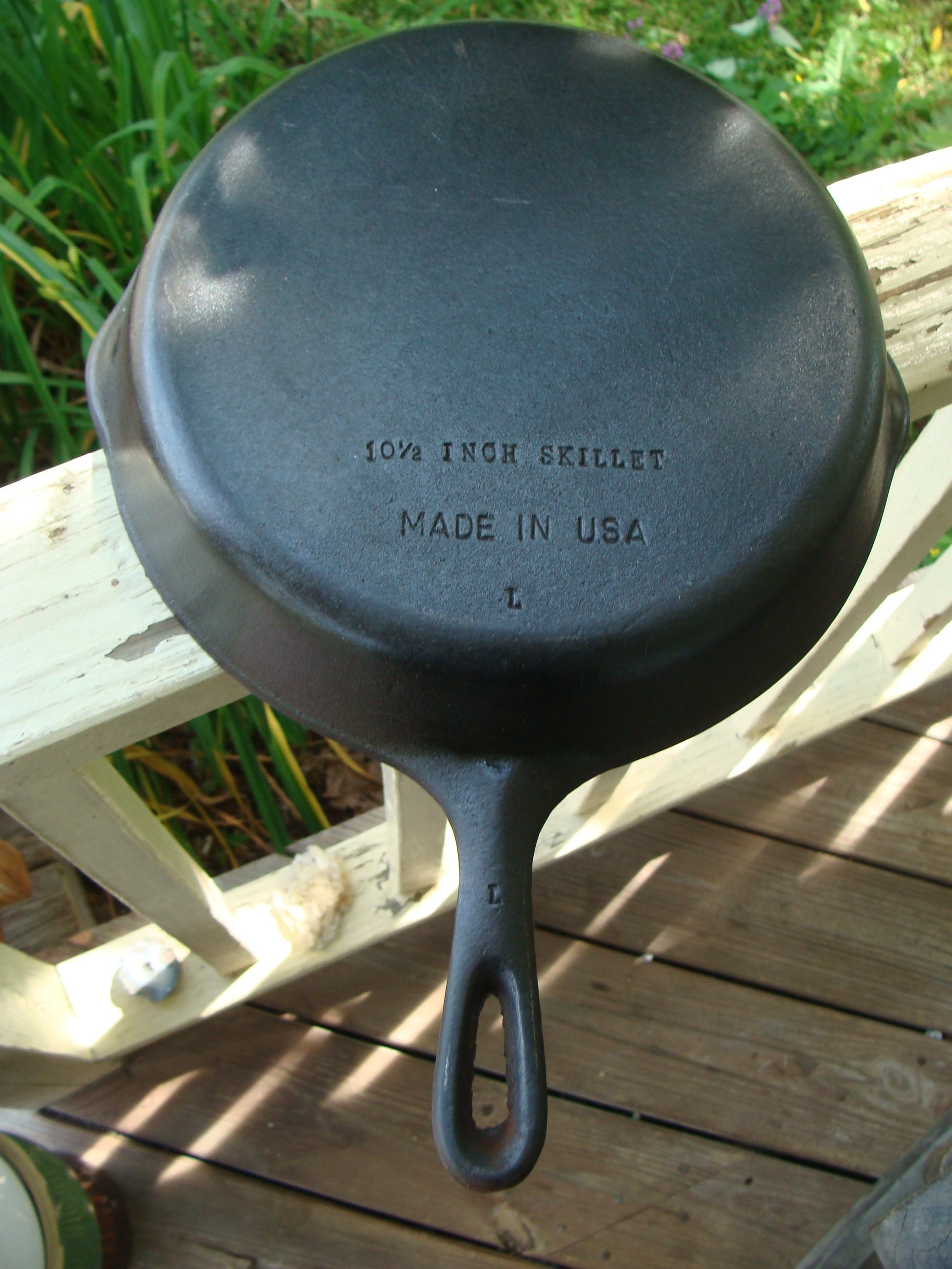 Unmarked Wagner No 8 Skillet, 10 1/2 Inch, Cast Iron Skillet, Made in USA,  Vintage Fry Pan, Camp Skillet, Camp Cookware, Antique Cookware 