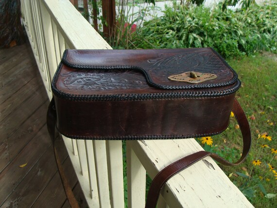 Vintage Leather Shoulder Bag With Tooled Southwes… - image 8