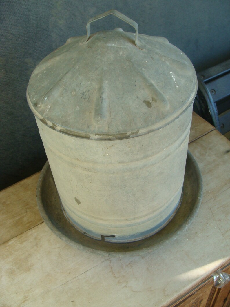 Vintage Galvanized Farm Barn Tool Rustic Metal Chicken Rabbit Turkey