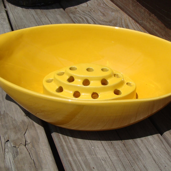 Catalina Island Pottery Art Deco Planter Vase/Bowl Flower Pot With Matching Flower Frog Yellow 12" x 7-3/4"D x 3-3/4"H