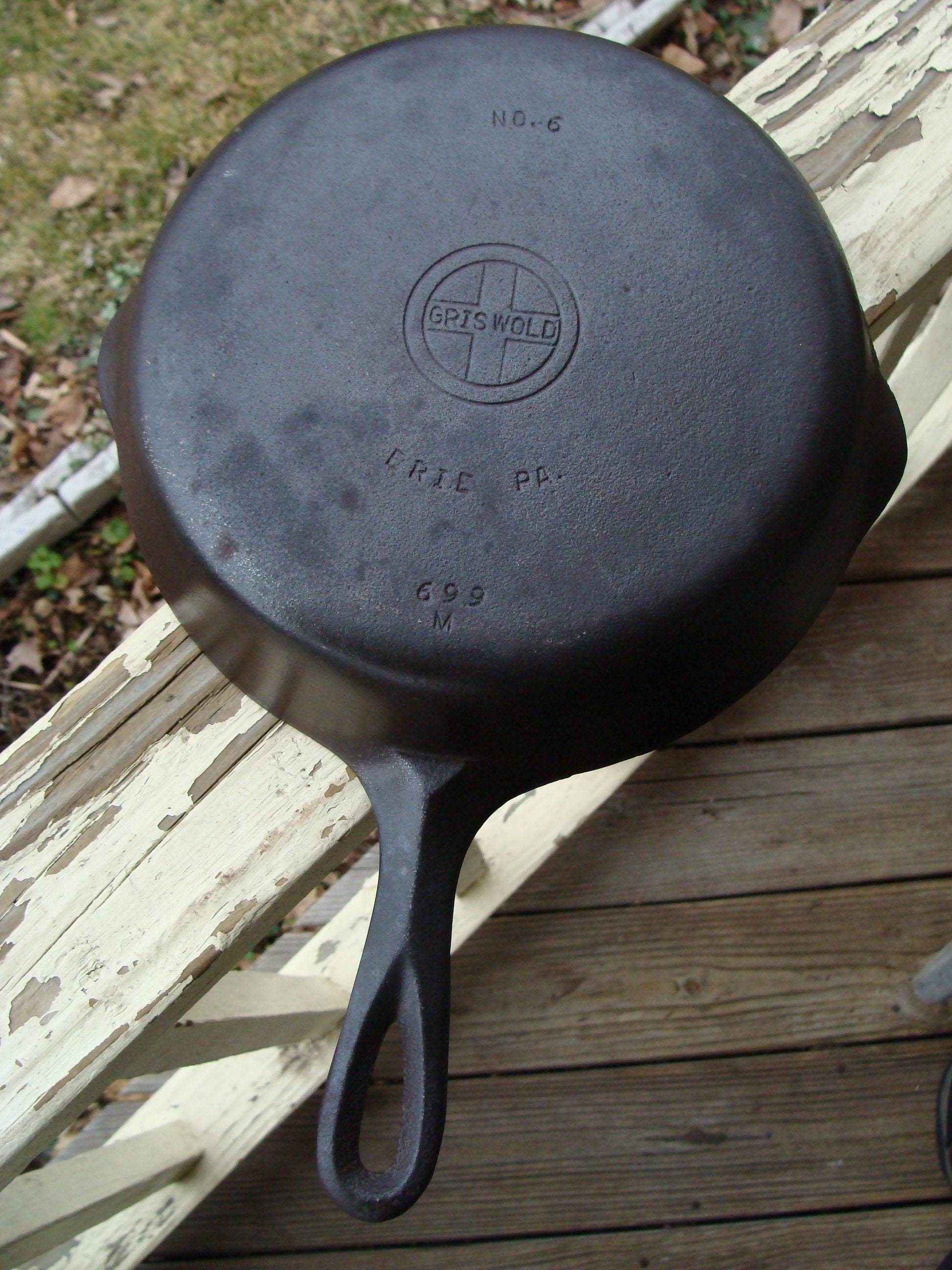 Vintage Griswold Cast Iron Skillet Frying Pan Small Block Logo Erie PA NO 6  With Double Pour Spouts Griswold Iron Spoon Iron Pan 6 699 M 