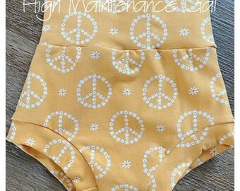 Peace Sign, Baby Bummies, Diaper cover, Birthday Outfit, Baby Shower Gift, photo prop, groovy baby