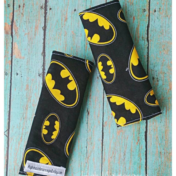 Batman logo carseat strap covers, Carseat neck straps, Babyshower gift idea, Nursery design idea, Carrier strap cover, Boy neck straps