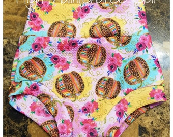 Girl Bloomers Fall pumpkin bummies Baby girl clothes Baby shorts Newborn Diaper cover Baby Bottoms Baby shower birthday gift rainbow shorts