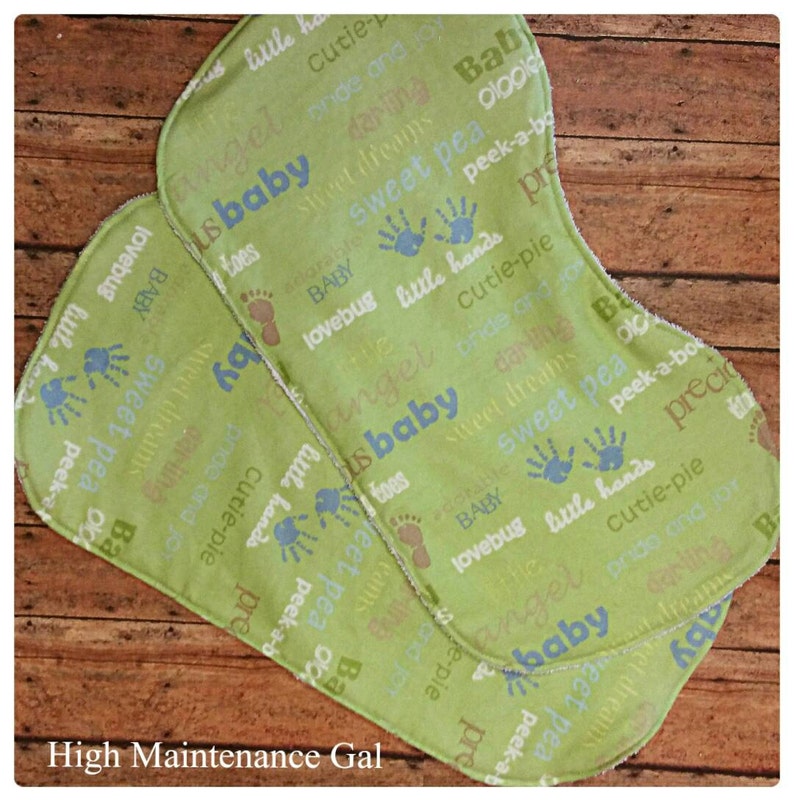 Expecting announcement gift Baby gift Infant burpies Contoured burp cloth Nursery design idea Unisex burp cloth Expecting dad gift