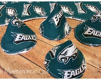 Philadelphia Eagles contoured burp cloth, Pee-pee tee-pees, Babyshower gift idea, Wee wee wig wams, Set of burp clothes, Expecting dad gift