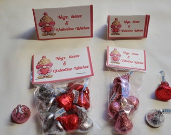 Valentine Gnome Hugs & Kisses Bag toppers 2 sizes Printable,party,favor (DIY)