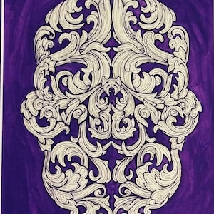 Teschio florido in viola