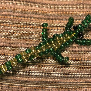 Hand beaded alligator charm alligator key chain hand beaded crocodile alligator beaded keychain bendable charm