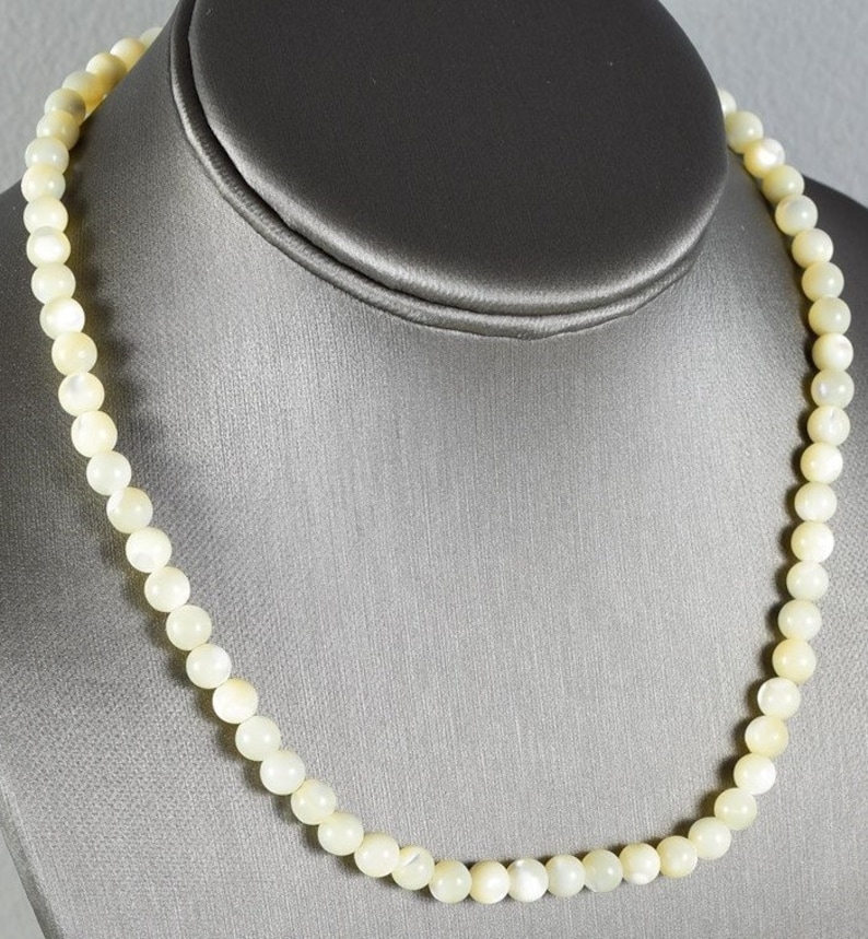 17 VintageEstate-Found Genuine White Sea Shell Beaded Necklace