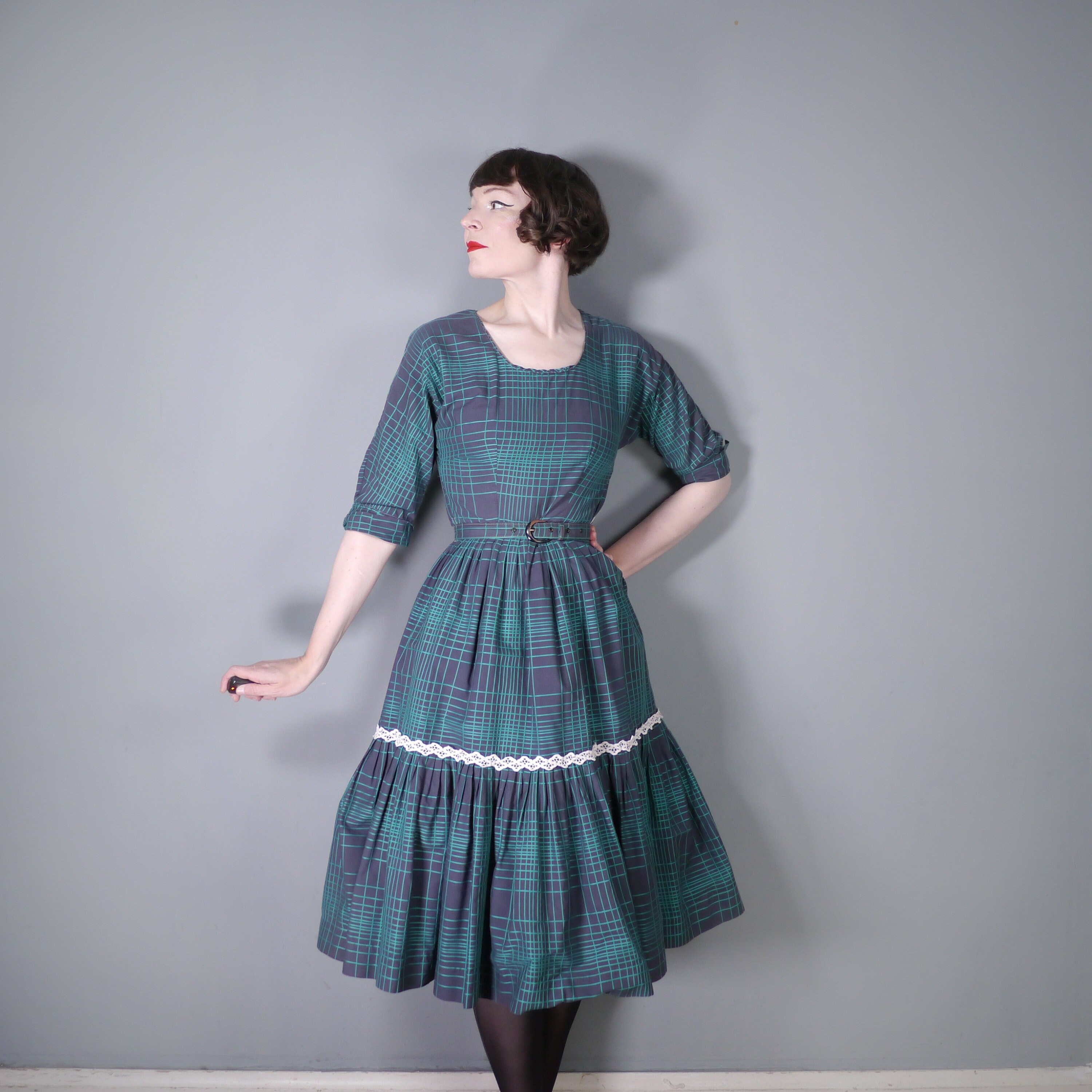 50s / 60s GREEN and Dark Grey GRID Print Cotton Full Skirt