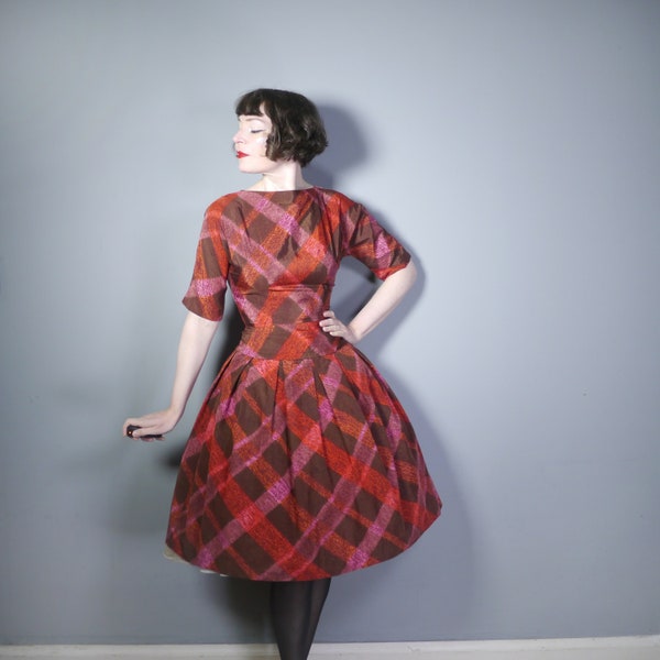 Town Tempo autumnal RUST red check 50s dress with drop waist and FULL skirt - Mid Century day dress - xs
