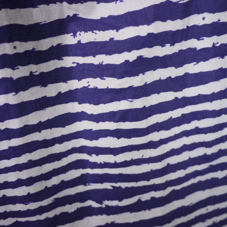 NAUTICAL full skirted dress with shawl tie collar 50s cotton dress in BLUE and WHITE jagged stripe pattern M