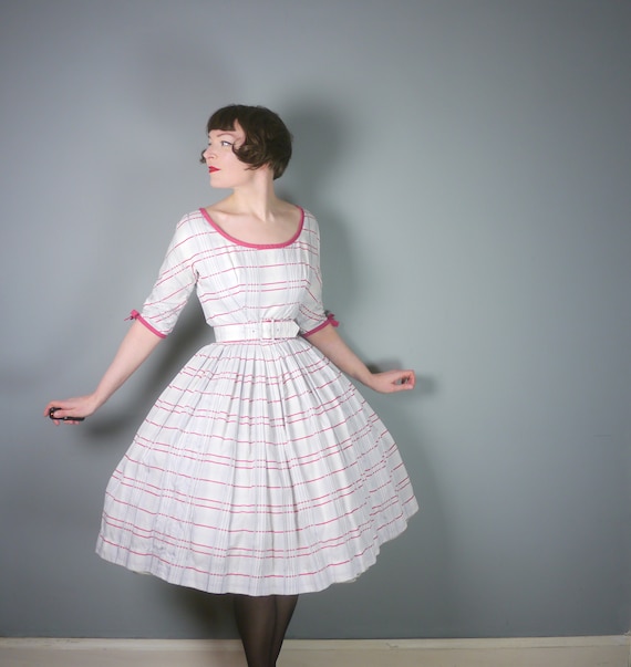 50s CHECKED cotton day dress in white, red and bla