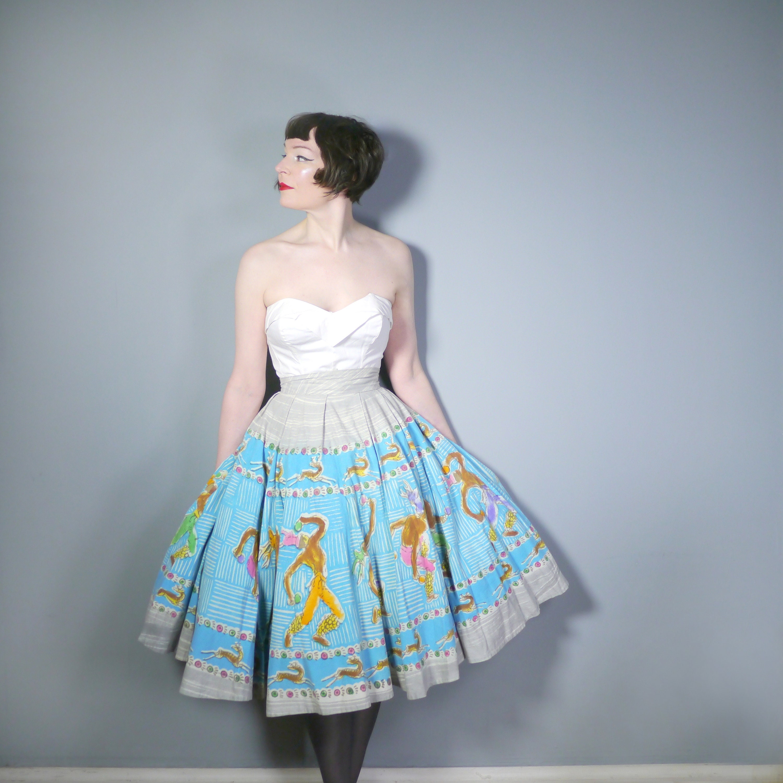50s MEXICAN novelty CIRCLE skirt with South American DANCER