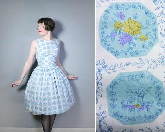 50s COTTON day dress in light blue and white print
