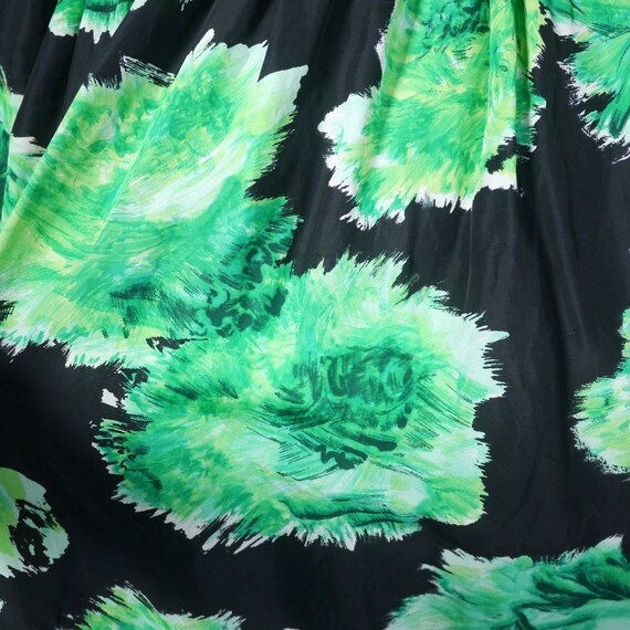 50s 60s BLACK and GREEN abstract floral print dre… - image 6